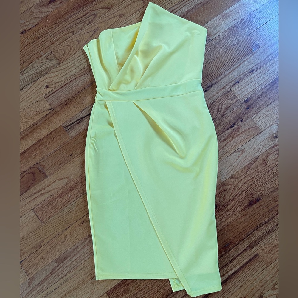 CBR Strapless Yellow Dress